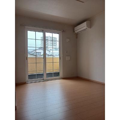 リヴェール・ムニュ 101【管理NO：1-015617501-01010】 ★家具家電は申し込み後に搬入しますの物件画像