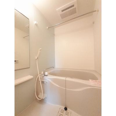 Ｆｏｒｅｓｔ　Ｃｒａｎｅ　Ａ 103【管理NO：1-015414201-01030】 ★家具家電は申し込み後に搬入しますの物件画像