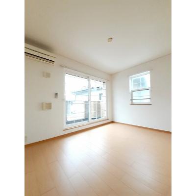 ミルト　ソレイユⅡ 201【管理NO：1-015277801-02010】 ★家具家電は申し込み後に搬入します★の物件画像