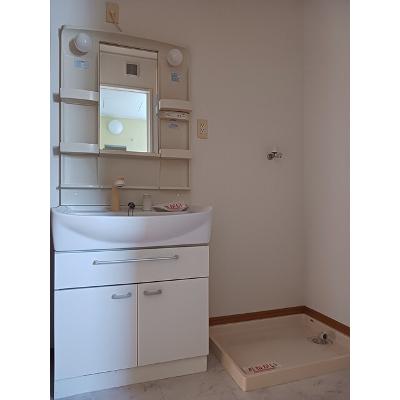 グランド　アーネストＣ 103【管理NO：1-014832603-01030】 ★家具家電は申し込み後に搬入しますの物件画像