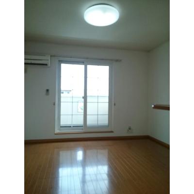 アドラブール 205【管理NO：1-014316201-02040】 ★家具家電は申し込み後に搬入します★の物件画像