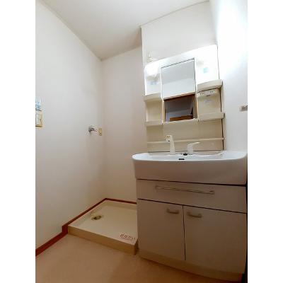 ポム・ド・テール 101【管理NO：1-013709901-01010】 ★家具家電は申し込み後に搬入します★の物件画像