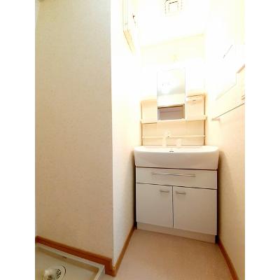ジェルメ 201【管理NO：1-013690801-02010】 ★家具家電は申し込み後に搬入します★の物件画像