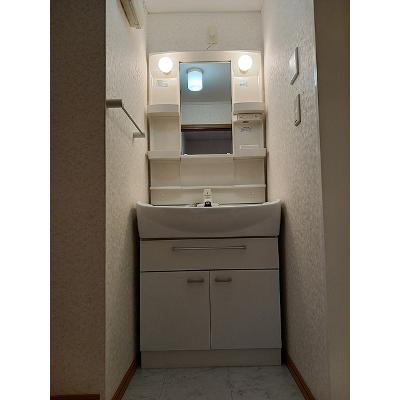 サンリット 203【管理NO：1-013458101-02030】 ★家具家電は申し込み後に搬入しますの物件画像