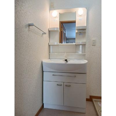 ウィッシュⅢ 102【管理NO：1-013146003-01020】 ★家具家電は申し込み後に搬入します★の物件画像