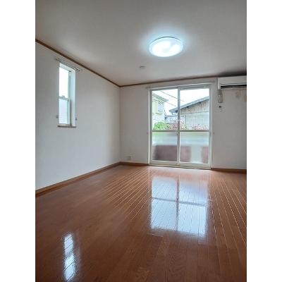 ミルトソレイユ 101【管理NO：1-013051801-01010】 ★家具家電は申し込み後に搬入しますの物件画像