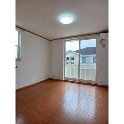 チェリッシュⅡ 201【管理NO：1-012955002-02010】 ★家具家電は申し込み後に搬入します★の物件画像