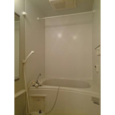 モダン 101【管理NO：1-012826601-01010】 ★家具家電は申し込み後に搬入します★の物件画像