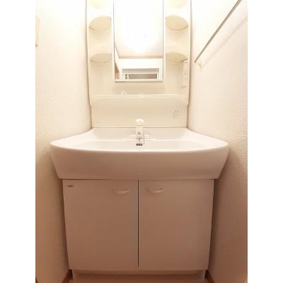 ラルジュ 202【管理NO：1-012272601-02020】 ★家具家電は申し込み後に搬入しますの物件画像
