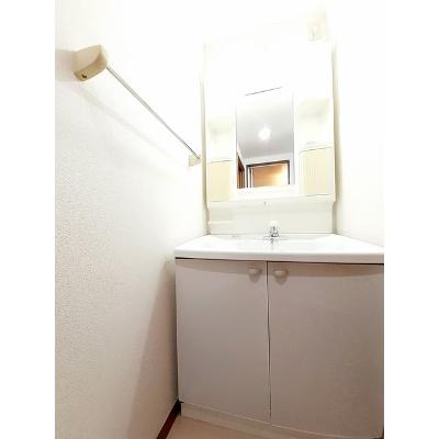 オーブリーＭ　Ⅱ 103【管理NO：1-010479802-01030】 ★家具家電は申し込み後に搬入します★の物件画像
