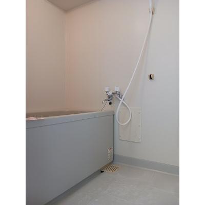 ウゴモリハイツ 102【管理NO：1-007050601-01020】 ★家具家電は申し込み後に搬入しますの物件画像