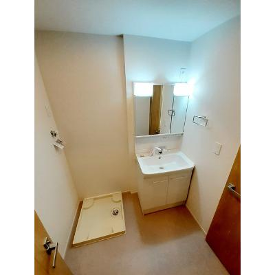 梅芳館 102【管理NO：1-027000601-01020】 ★家具家電は申し込み後に搬入しますの物件画像
