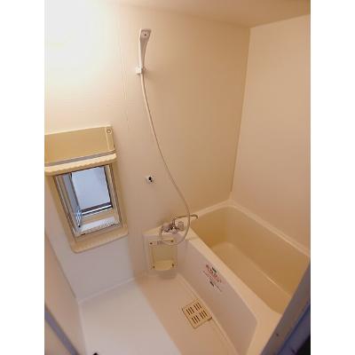 メゾン　シャトル 101【管理NO：1-009748601-01010】 ★家具家電は申し込み後に搬入します★の物件画像