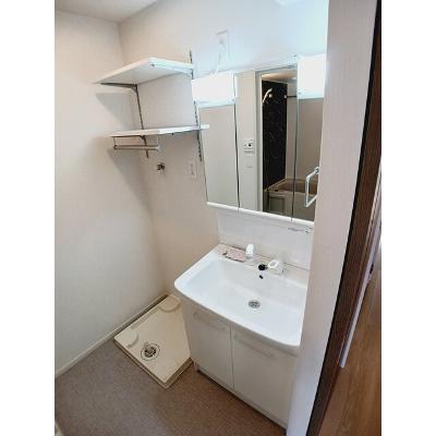 デフィ高埇 101【管理NO：1-028350901-01010】 ★家具家電は申し込み後に搬入します★の物件画像