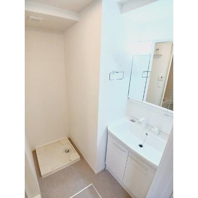 メゾンドラフォーレリーヴル　Ⅲ 101【管理NO：1-028314901-01010】 ★家具家電は申し込み後に搬入します★の物件画像