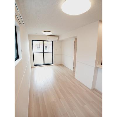 Ｌｕｎａ＆Ｌａ（ルナアンドラ） 105【管理NO：1-028284901-01050】 ★家具家電は申し込み後に搬入します★の物件画像