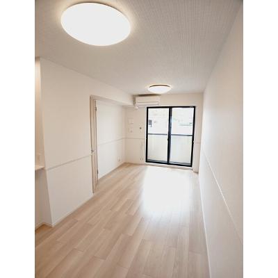 Ｌｕｎａ＆Ｌａ（ルナアンドラ） 102【管理NO：1-028284901-01020】 ★家具家電は申し込み後に搬入します★ ★2026年11月中旬入居可能★の物件画像