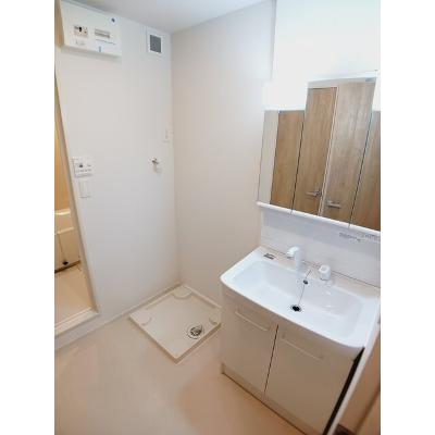 Ｌｕｎａ＆Ｌａ（ルナアンドラ） 102【管理NO：1-028284901-01020】 ★家具家電は申し込み後に搬入します★ ★2026年11月中旬入居可能★の物件画像