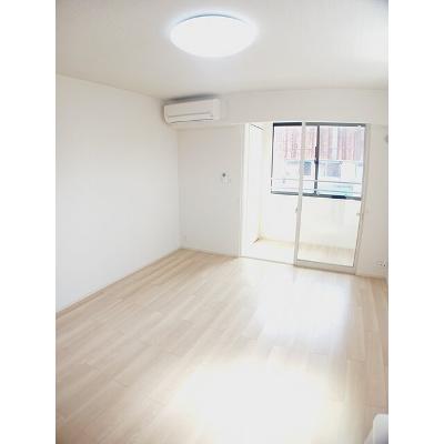 サイカス桟橋通 206【管理NO：1-027935701-02060】 ★家具家電は申し込み後に搬入しますの物件画像