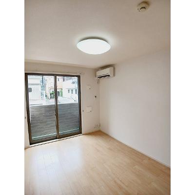 メゾンコリーヌ 102【管理NO：1-021182701-01020】 ★家具家電は申し込み後に搬入しますの物件画像