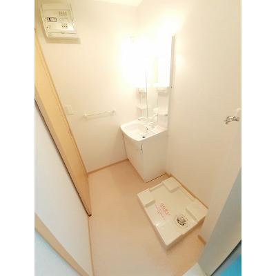 キアラ 104【管理NO：1-016862001-01040】 ★家具家電は申し込み後に搬入しますの物件画像