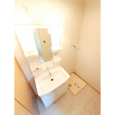 エアリーヒル　Ⅱ 102【管理NO：1-015664402-01020】 ★家具家電は申し込み後に搬入します 2026年09月中旬入居可能の物件画像