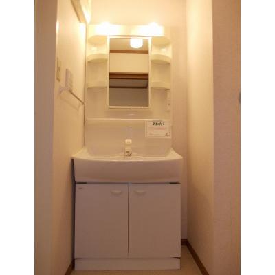 シングルカレント 201【管理NO：1-011581701-02010】 ★家具家電は申し込み後に搬入します 2026年09月中旬入居可能の物件画像