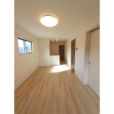 シンフォニーⅠ 201【管理NO：1-026470001-02010】 ★家具家電は申し込み後に搬入します★ ★2026年09月上旬入居可能★の物件画像