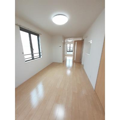 ヴィラ・フォレスタ 302【管理NO：1-021624601-03020】 ★家具家電は申し込み後に搬入しますの物件画像