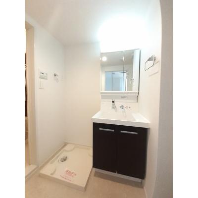エトワール　ポレール　Ⅲ号館 201【管理NO：1-021483001-02010】 ★家具家電は申し込み後に搬入します 2026年07月下旬入居可能の物件画像