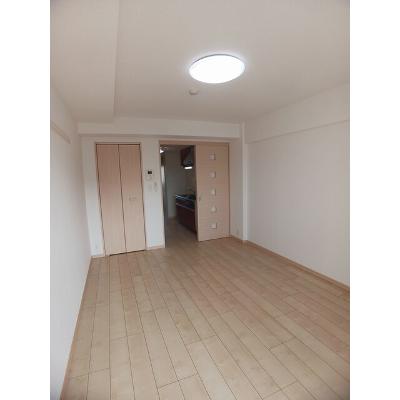 レジデンス西川 707【管理NO：1-019637701-07060】 ★家具家電は申し込み後に搬入します★の物件画像