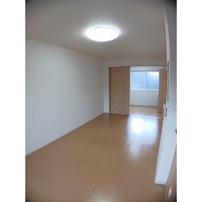 フラット・パイン 102【管理NO：1-017537901-01020】 ★家具家電は申し込み後に搬入します★の物件画像