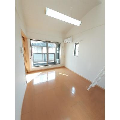 カーサ　スウィート 205【管理NO：1-015191801-02040】 ★家具家電は申し込み後に搬入しますの物件画像
