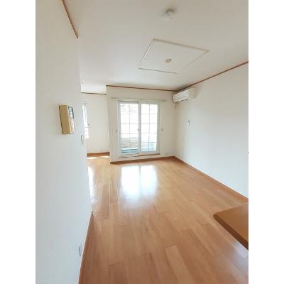 ビッグベア－　Ｄ 201【管理NO：1-012987902-02010】 ★家具家電は申し込み後に搬入しますの物件画像
