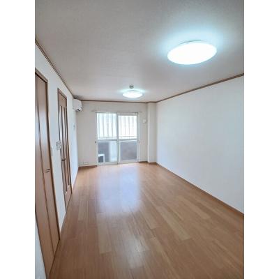 プリムローズＡ 102【管理NO：1-012977201-01020】 ★家具家電は申し込み後に搬入しますの物件画像