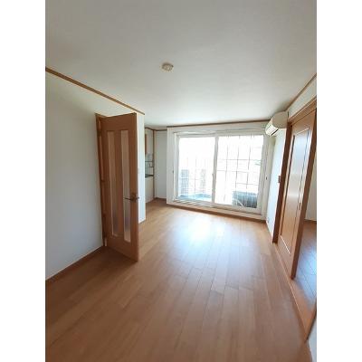 カーサ　Ｃ 203【管理NO：1-012405803-02030】 ★家具家電は申し込み後に搬入します★の物件画像