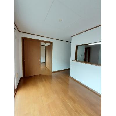 バーシア　ライシャス 105【管理NO：1-010597901-01040】 ★家具家電は申し込み後に搬入しますの物件画像