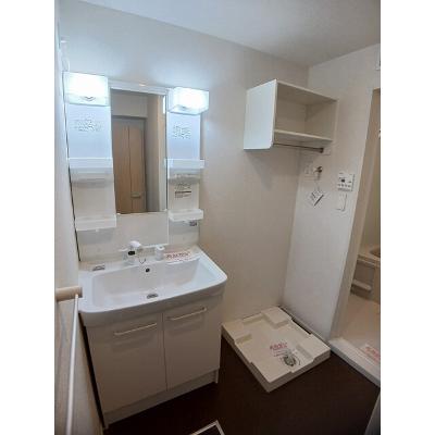 アムール　Ｅ棟 203【管理NO：1-023095102-02030】 ★家具家電は申し込み後に搬入しますの物件画像