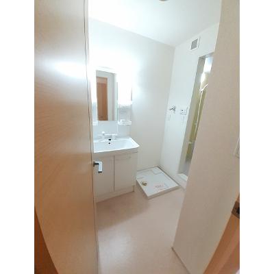 グラシアス 103【管理NO：1-019985301-01030】 ★家具家電は申し込み後に搬入しますの物件画像