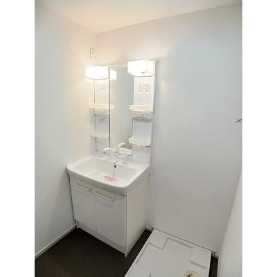 橙Ⅰ棟 202【管理NO：1-018878101-02020】 ★家具家電は申し込み後に搬入します★の物件画像