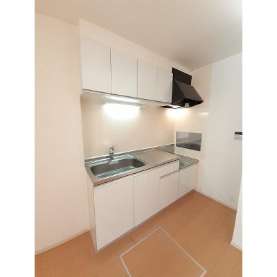 ひまわり 105【管理NO：1-017592701-01040】 ★家具家電は申し込み後に搬入します★の物件画像