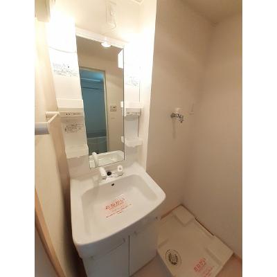 メロウ　コート 102【管理NO：1-017329701-01020】 ★家具家電は申し込み後に搬入しますの物件画像