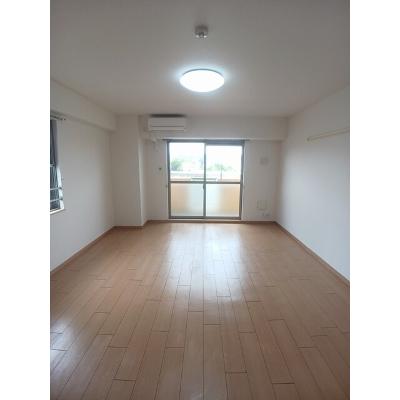 リョーアイ 203【管理NO：1-016116001-02030】 ★家具家電は申し込み後に搬入しますの物件画像
