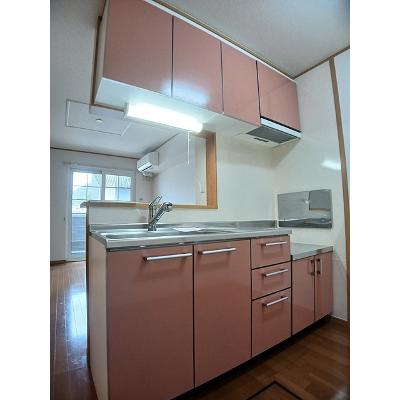 Ｃａｍａｒａｄｅ　Ｓ 103【管理NO：1-013301501-01030】 ★家具家電は申し込み後に搬入しますの物件画像