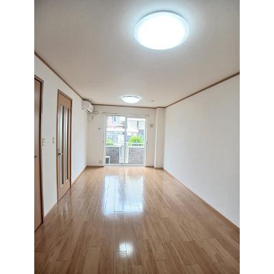 プリムヴェール 102【管理NO：1-012590101-01020】 ★家具家電は申し込み後に搬入しますの物件画像