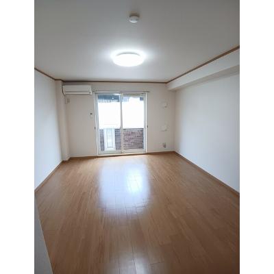 ｏＡｚｏ　Ａ棟 102【管理NO：1-012421101-01020】 ★家具家電は申し込み後に搬入しますの物件画像