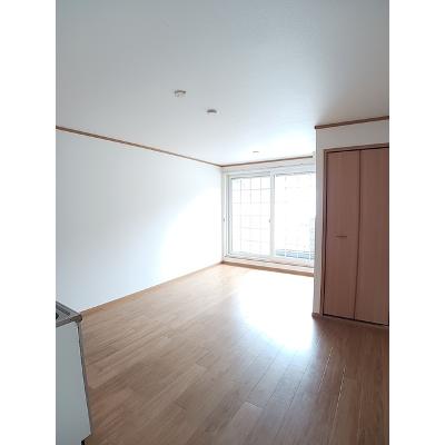 カーサ　Ｂ 202【管理NO：1-012405802-02020】 ★家具家電は申し込み後に搬入します★の物件画像