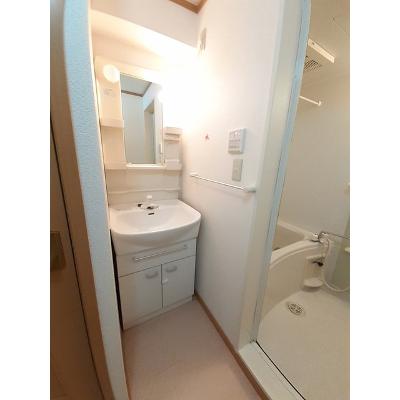カーサ　Ｂ 202【管理NO：1-012405802-02020】 ★家具家電は申し込み後に搬入します★の物件画像