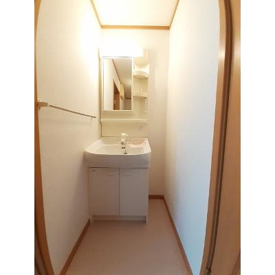 サンパティ－ク横田口 201【管理NO：1-011825601-02010】 ★家具家電は申し込み後に搬入しますの物件画像