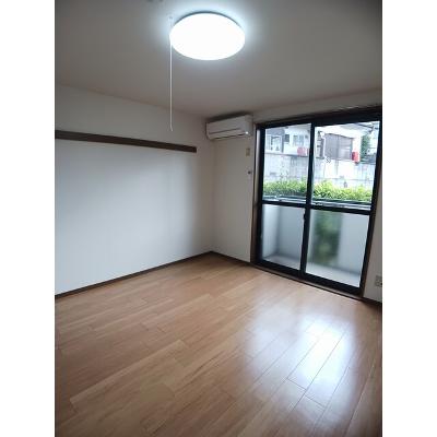 ディメイン小池 102【管理NO：1-010054901-01020】 ★家具家電は申し込み後に搬入します★の物件画像
